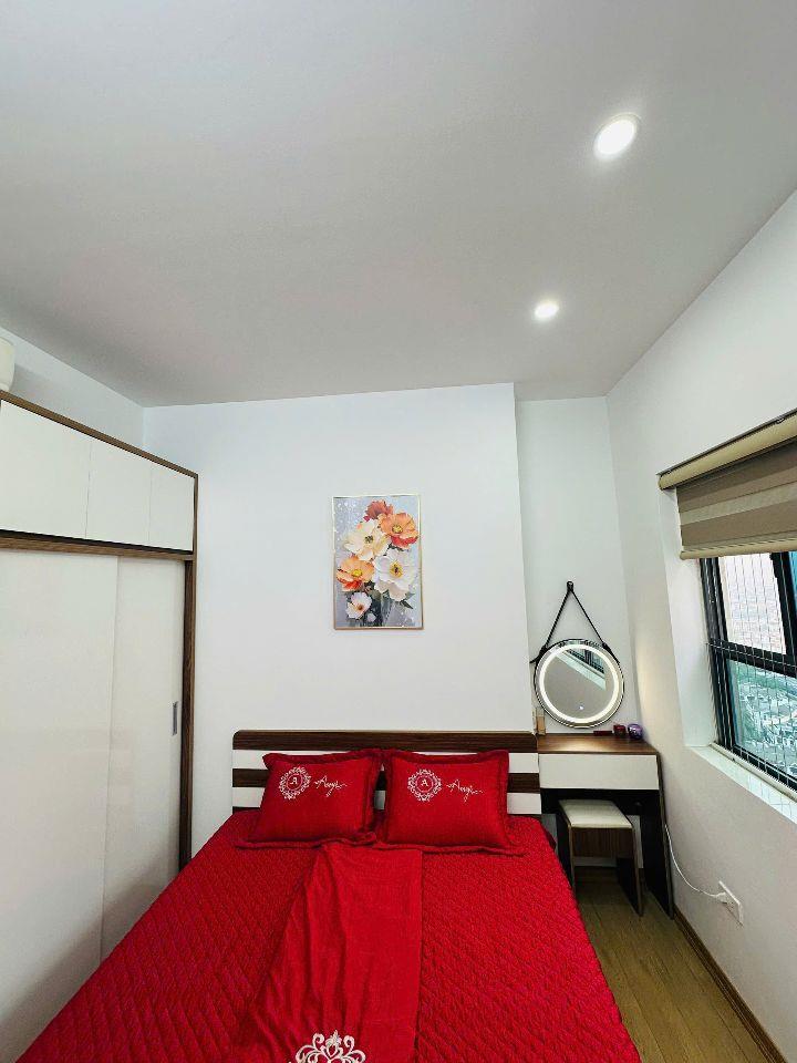 Cực hiếm nhỉnh 3 tỷ có căn 2 ngủ Kim Văn Kim Lũ full nội thất tiện ích ngập tràn