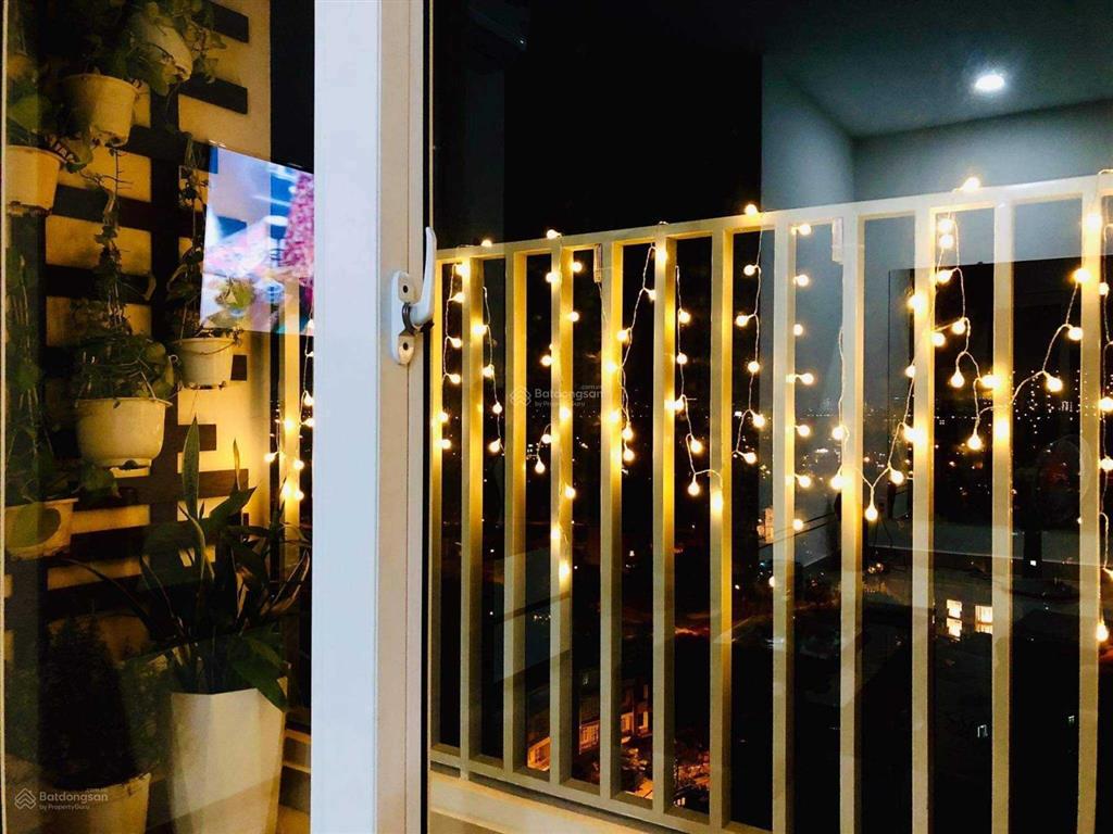 Chính chủ bán gấp căn góc 72m2 view quận 1 giá 3 tỷ (bao hết, tl)  tặng nội thất  vay được 1,8 tỷ