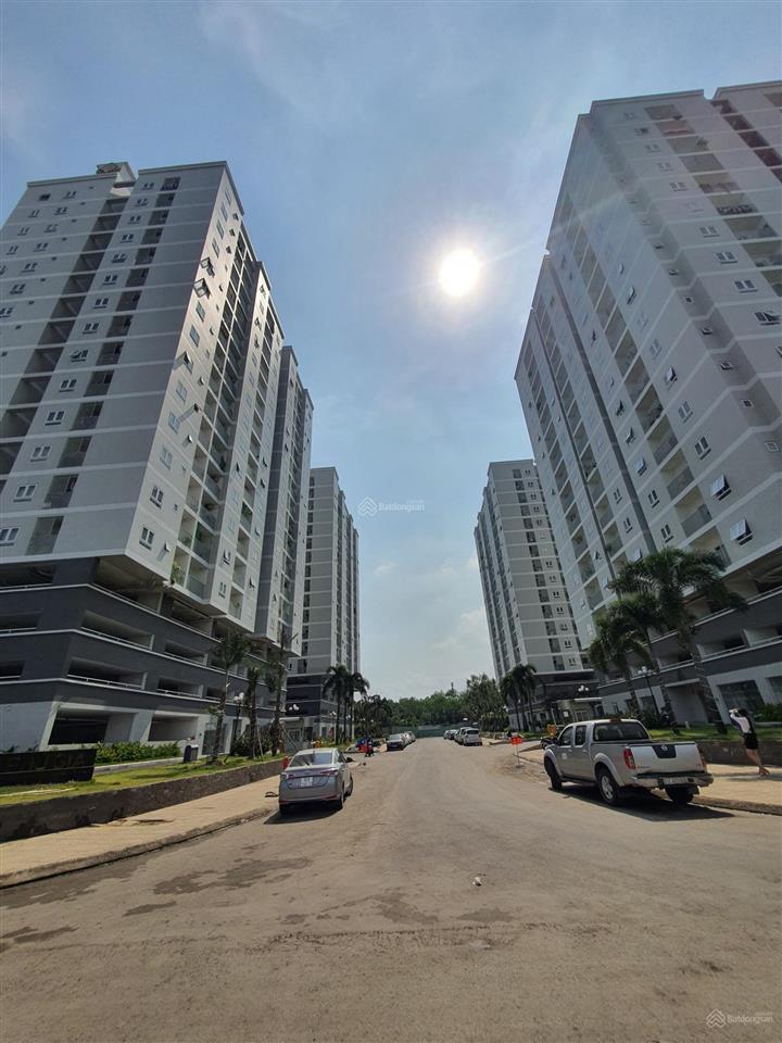 Chuyển công tác bán gấp căn góc giá 3.1 tỷ tặng nội thất  view đẹp  đã có sổ  hỗ trợ vay 1,5 tỷ