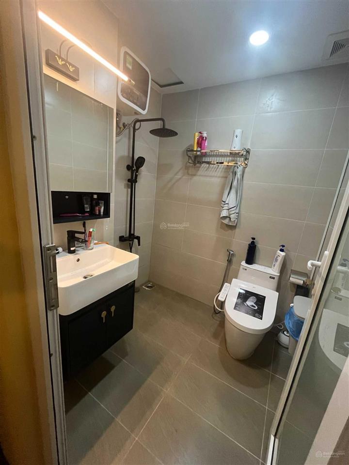 Bán gấp căn góc 83m2 (3pn) nt đẹp như hình  shr  giá 3.5 tỷ  ngân hàng hỗ trợ vay tối đa 2 tỷ