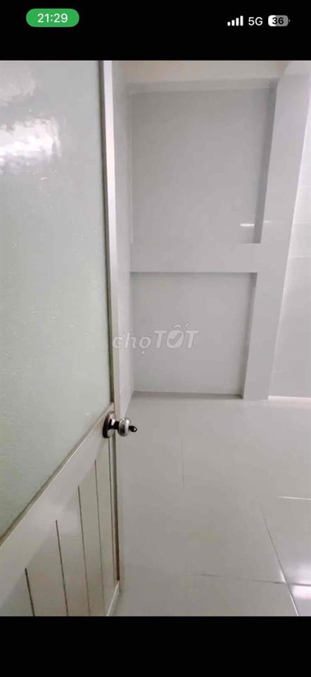 Trọ giá rẻ sinh viên, WC riêng trung tâm Q10