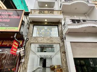 Mặt phố nguyễn văn cừ  vị trí đẹp 7 tầng thang máy kinh doanh cực tốt  giá 33.5 tỷ tl