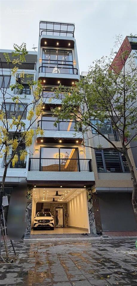 Bán nhà tái định cư phố trạm vị trí đẹp, đường ô tô tránh, gần aeon mall long biên  30.5 tỷ