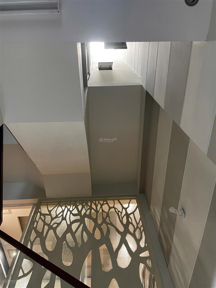 Bán nhà 60m² vuông vức p15 tân bình