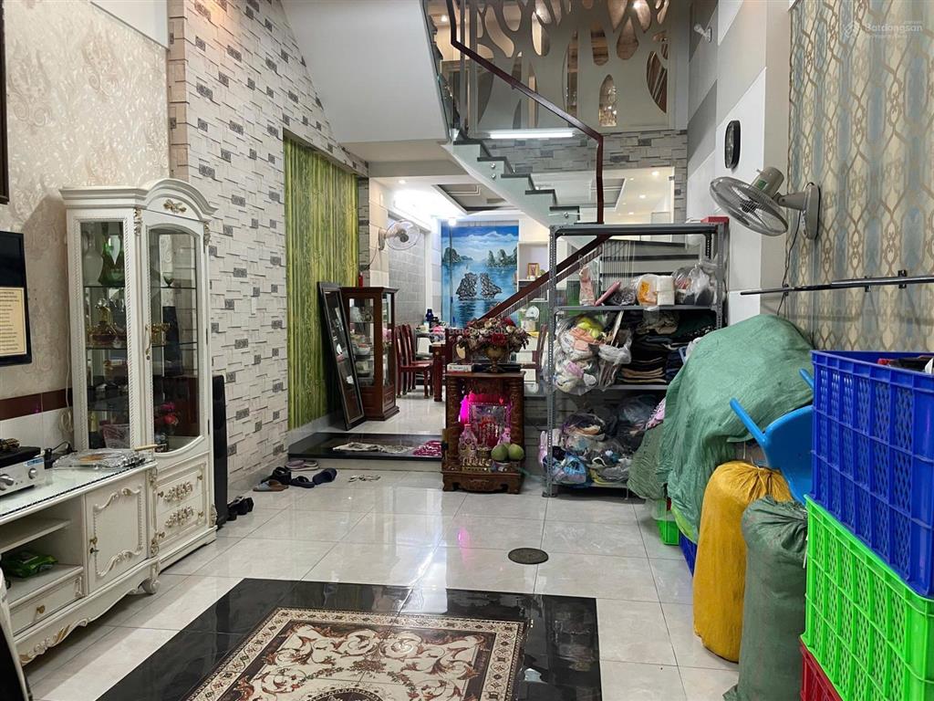 Bán nhà 60m² vuông vức p15 tân bình