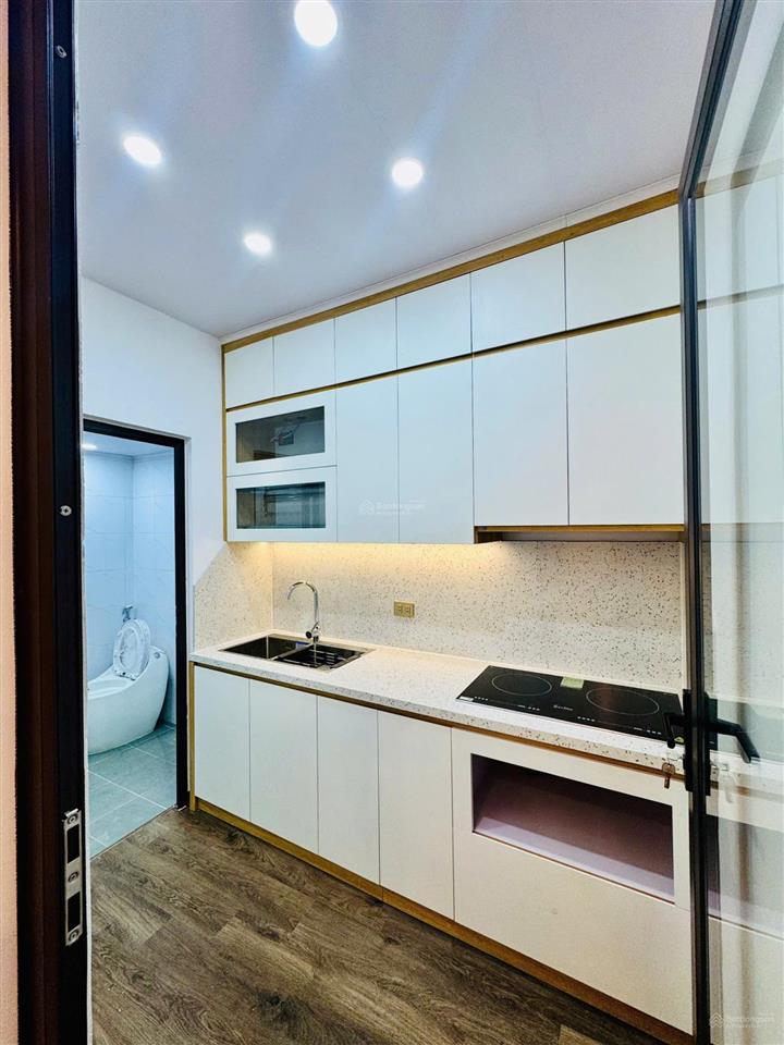 Cần bán gấp căn hộ tập thể bộ công an  văn hương, đống đa, 60m, 2n1wc, full nội thất, giá 3.78 tỷ