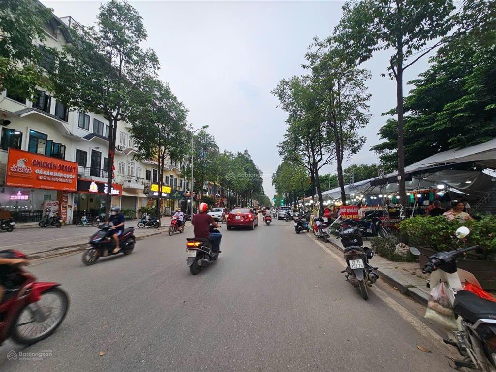 Chính chủ cần bán đất yên nghĩa 36m2 khuôn đẹp ngõ nông cách 15m ra oto tránh 2tỷ38,  0362 088 ***