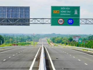 Hính chủ bán lô đất gần biển phước hải  chiều ngang rộng 20m  sắn 200m thổ cư