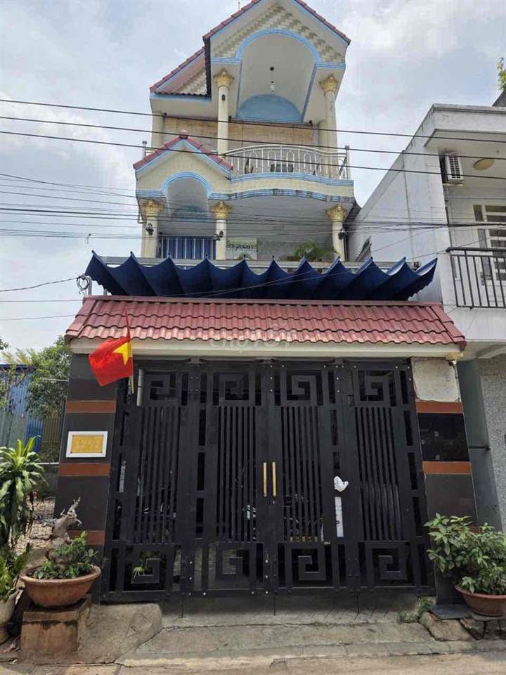 Chính chủ sang tên căn nhà xây ở tại An Phú Thuận An Bình Dương sổ đỏ