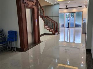 Cho thuê nguyên căn nhà 5 tầng 352m2 full đồ, có thang máy  trung tâm lõi tp thanh hóa