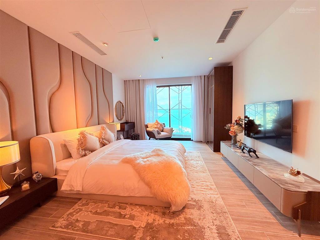 Căn hộ hàng hiệu cách biển 199m  sổ hồng lâu dài  từ 48tr/m2  đặc quyền định vị 1 chỗ đỗ xe ô tô