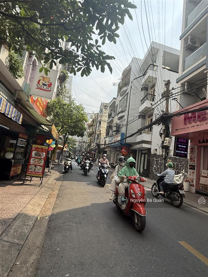 Nhà 4 tầng đẹp mặt tiền đường 45 ngay khánh hội, phường 6, quận 4. giá rẻ 23,5 tỷ