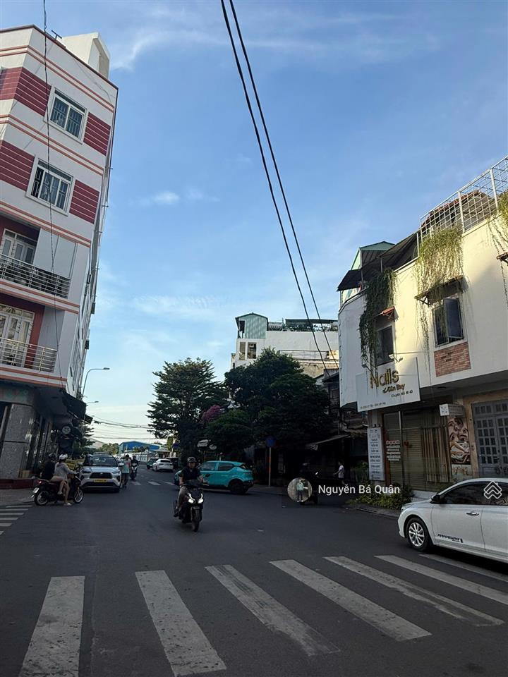 Góc 2 mặt tiền lê văn sỹ, phố thời trang, phường 1, tân bình. (426m2). giá tham khảo tốt