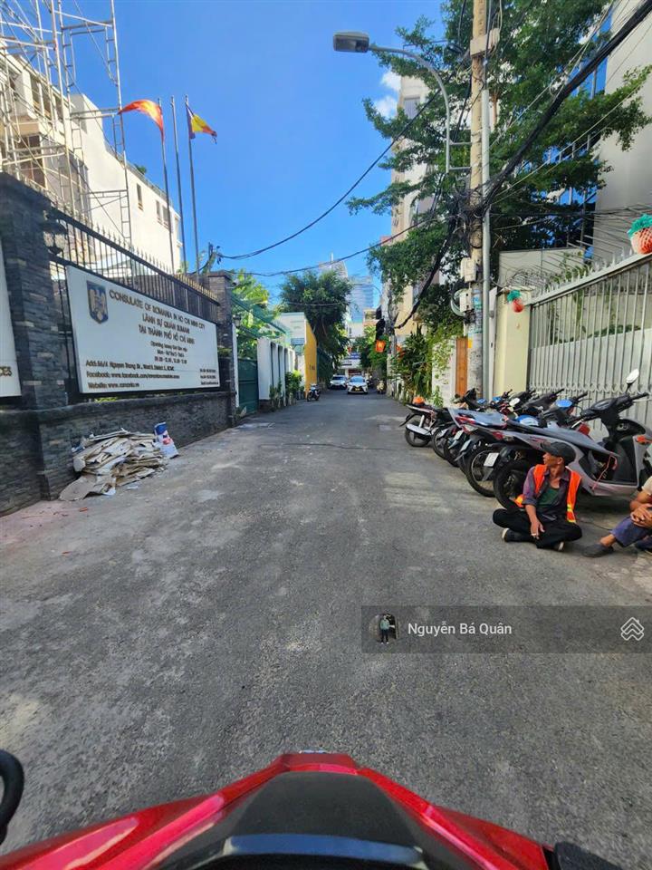 Khuôn đất 2mt trước sau 20x26m (567m2) hẻm 10m bà huyện thanh quan, phường 9, quận 3