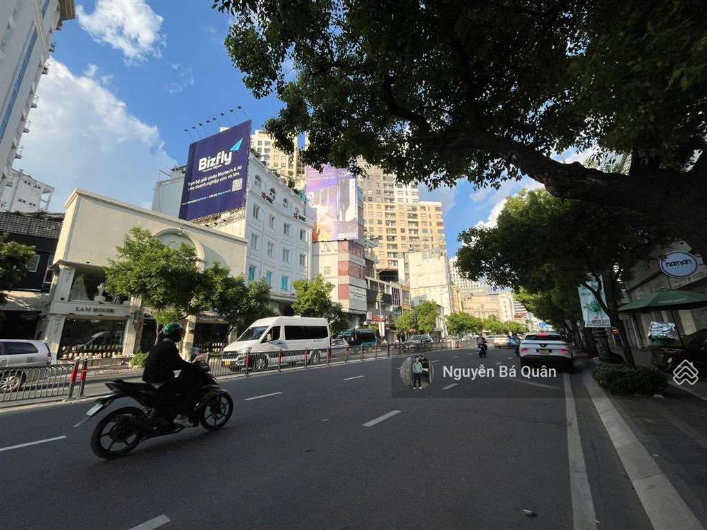 Nhà mặt tiền nguyễn văn trỗi 18x21  chỉ tiêu 8 tầng, phường 8, phú nhuận