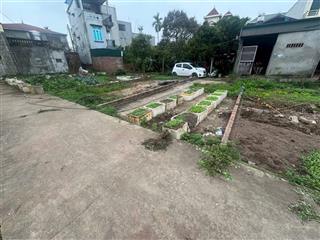 Tôi bán 40m2 đất tại lạc trị phúc thọ. ngay quốc lộ 32. giá rẻ (cc chấp nhận trung gian)