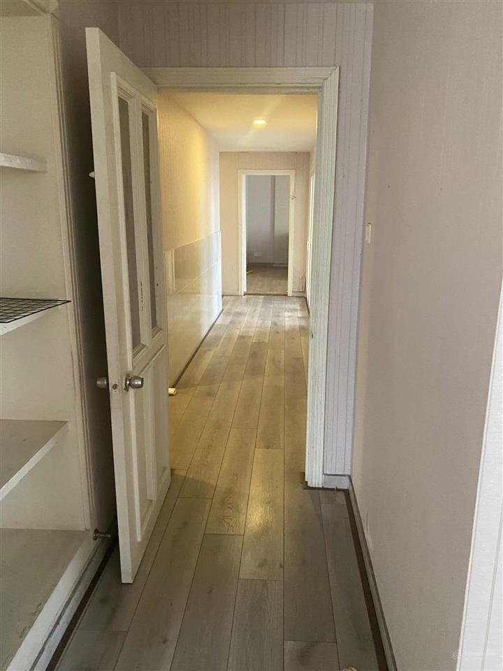 Cho thuê căn hộ penhouse chung cư phúc yên phan huy ích. 240m nhà 4pn 4wc có sẵn máy lạnh.