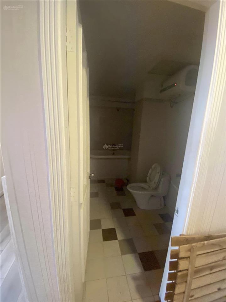 Cho thuê căn hộ penhouse chung cư phúc yên phan huy ích. 240m nhà 4pn 4wc có sẵn máy lạnh.