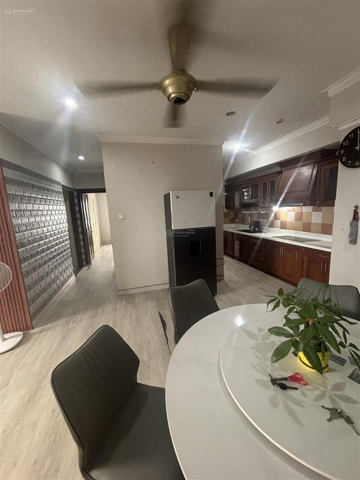 Bán căn 100m phúc yên 1 sổ sẵn nhà rất đẹp vào ở luôn. có hổ trợ vay 70%  0932 834 *** gặp thuyên