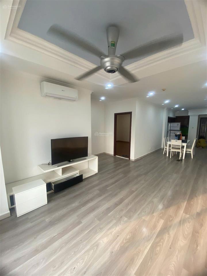 Em có nhiều căn phúc yên 1,2,3 cần bán. sổ sẵn sang tên 65,77,84,100,104,107,118,122 e 0932 834 ***