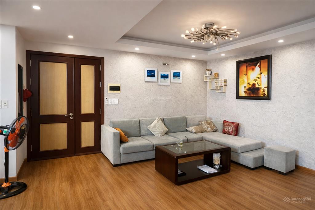 Bán căn hộ ruby garden 93m2 2pn sổ sẵn. hổ trợ vay 4.3 tỷ thương lượng thêm  0932 834 ***