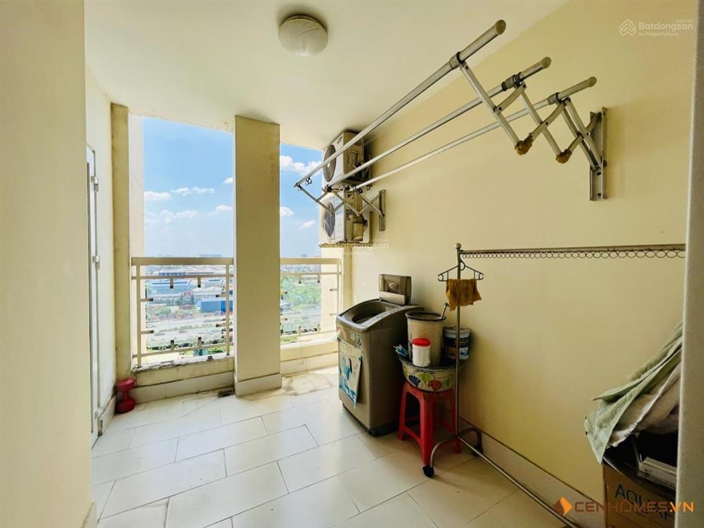 Bán penhouse phúc yên 1, dt 238m sổ hồng riêng. 4pn 3wc tầng cao view cực thoáng. 0932 834 ***