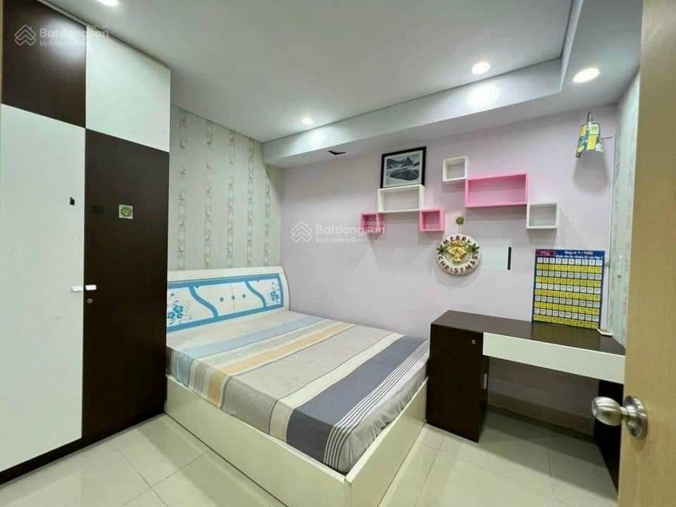 Bán căn hộ oriental view âu cơ. 87m2 2pn hdmb nhà đẹp ở liền 0932 834 ***