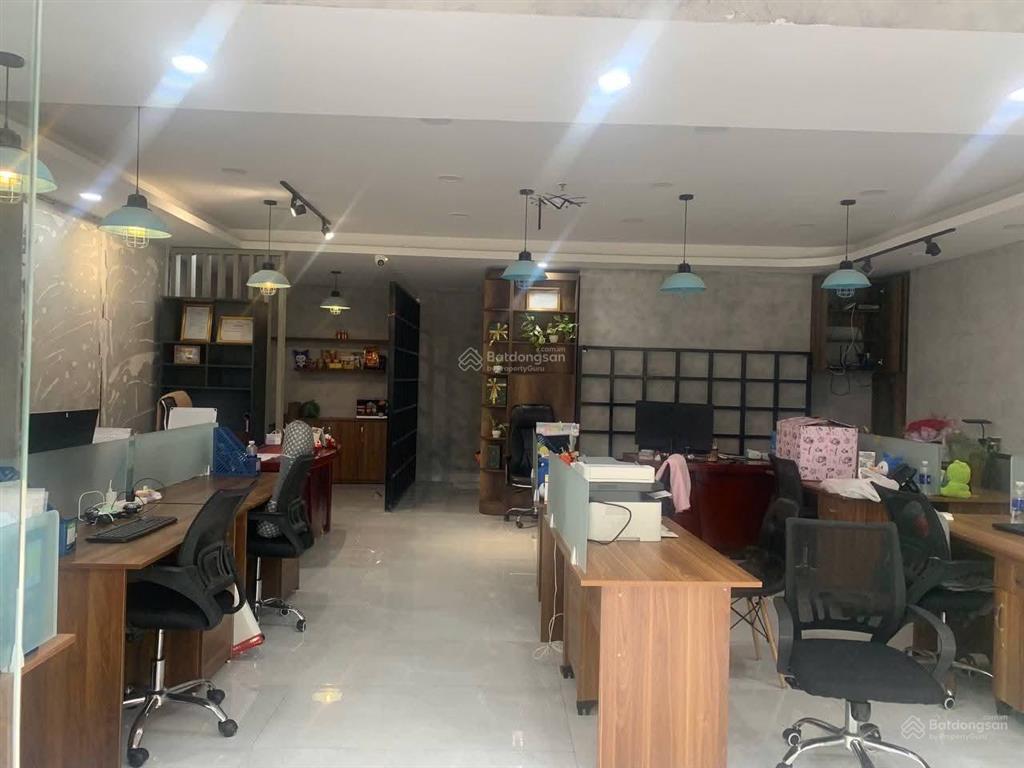 Bán shophouse chung cư sky center phổ quang tân bình 130m view hồ bơi 8,5 tỷ thương lượng