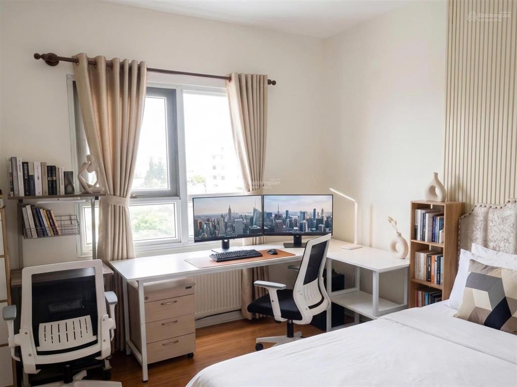 Bán gấp căn 3pn nội thất đẹp cc phúc yên 1. sổ hồng riêng 4 tỷ 700tr