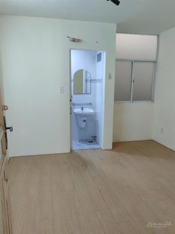 Cho thuê nhà nguyên căn mặt tiền hẻm 449 trường chinh. oto thông 42m 4pn 3wc  0932 834 ***