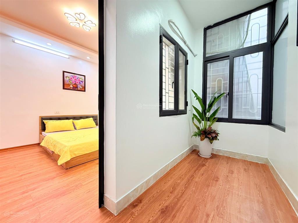 Bán nhà riêng dt 33m2 x 4 tầng phố trần khát chân   0986 014 ***