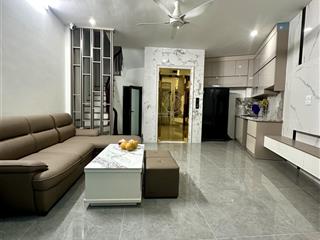 Bán nhà phố trân khát chân dt41m x 5,5 tầng thang máy