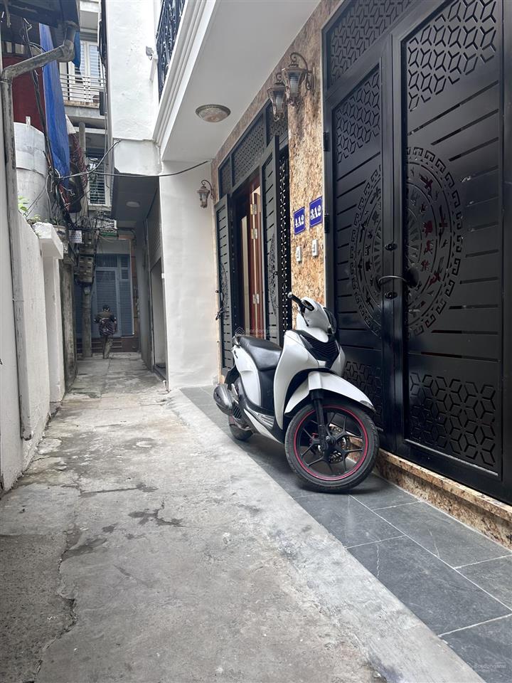 Nhà xây mới phố thanh nhàn dt 40m x 5 tầng thang máy