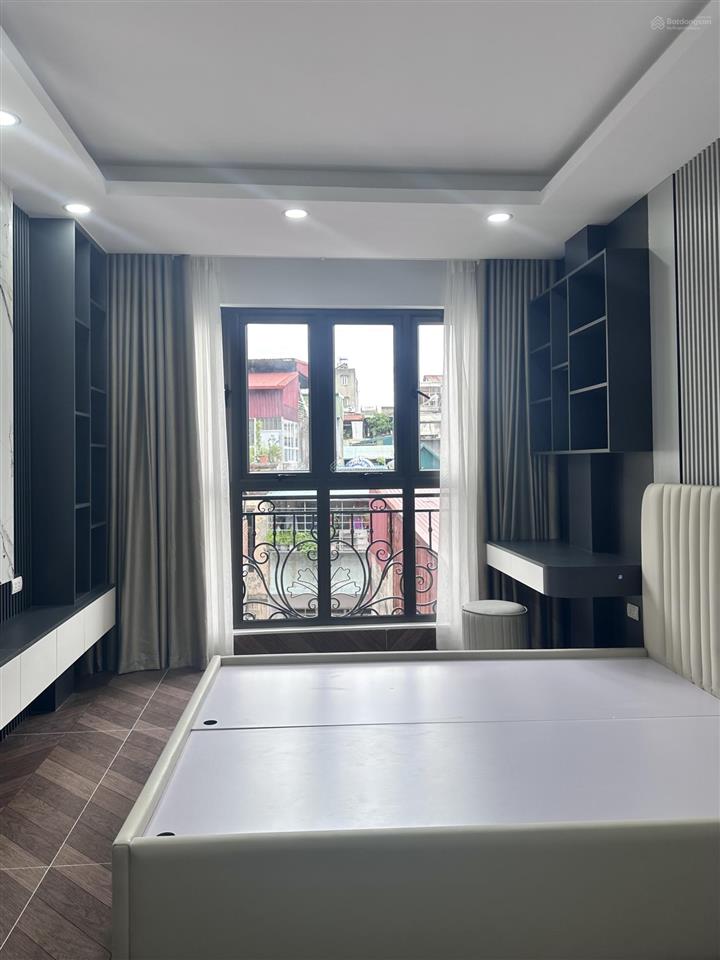Nhà xây mới phố thanh nhàn dt 40m x 5 tầng thang máy
