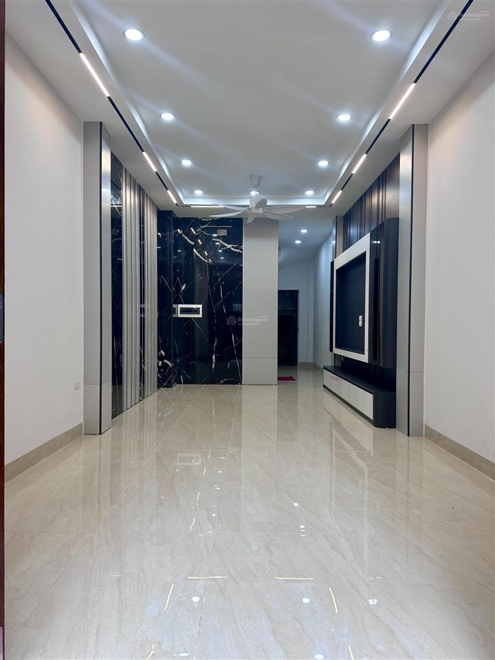 Nhà xây mới phố thanh nhàn dt 40m x 5 tầng thang máy