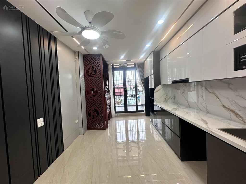 Nhà xây mới phố thanh nhàn dt 40m x 5 tầng thang máy