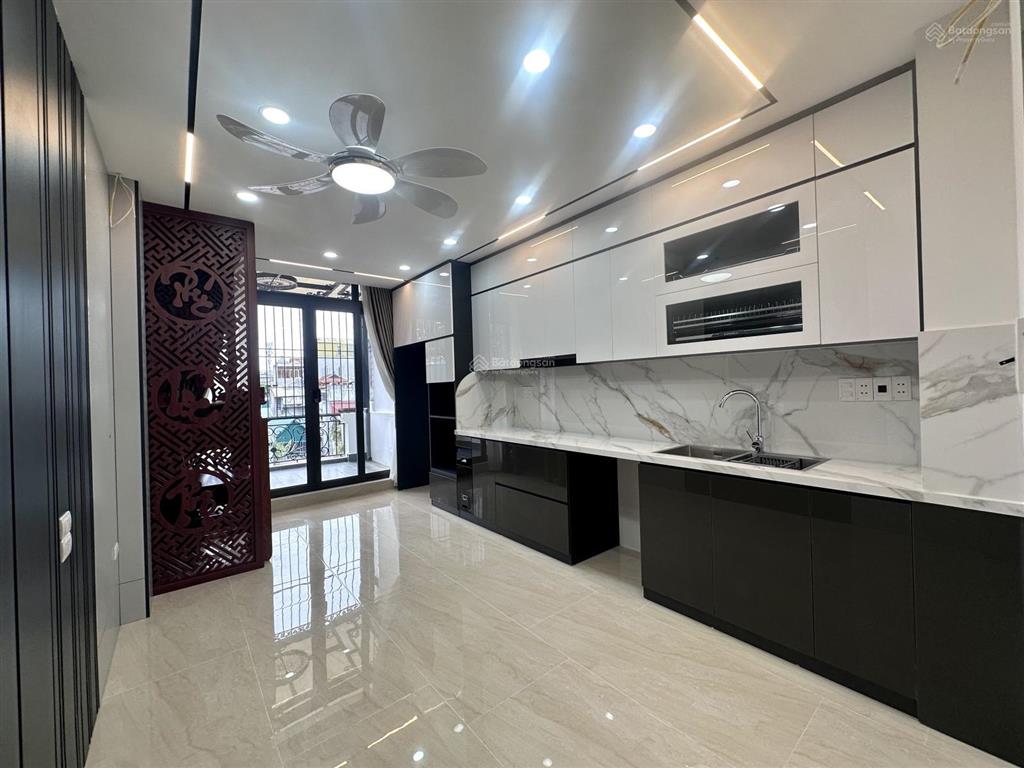 Nhà xây mới phố thanh nhàn dt 40m x 5 tầng thang máy