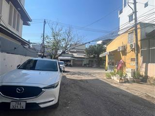 Bán nhà giá rẻ ngay tttp nha trang, đường 10m, dt 137m2, giá 8,5 tỷ.  0905 050 ***