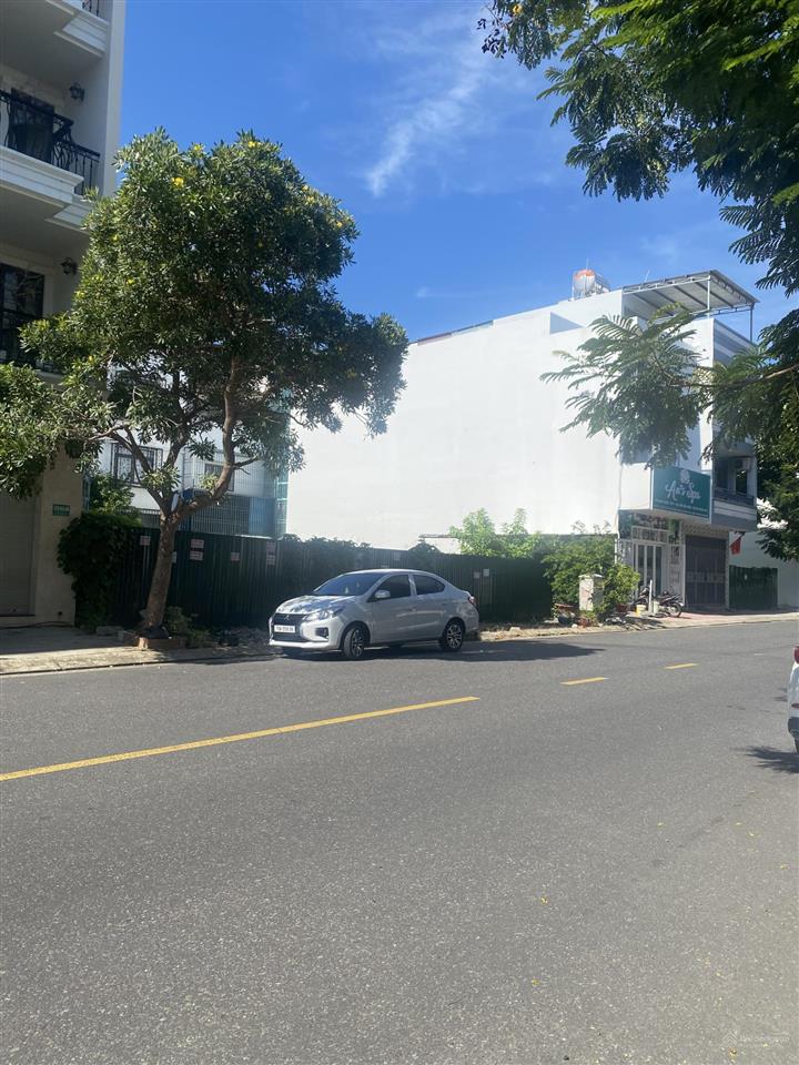 Bán lô đất vcn phước long 1 nha trang, ngay khu tiện ích, giá hời trường.  yến 090550075