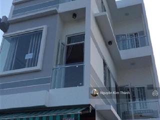 Bán nhà hxh nhựa rộng 6m cách mạng tháng 8 q. 3 (dt 6x13m) nhà 3 lầu sân thượng