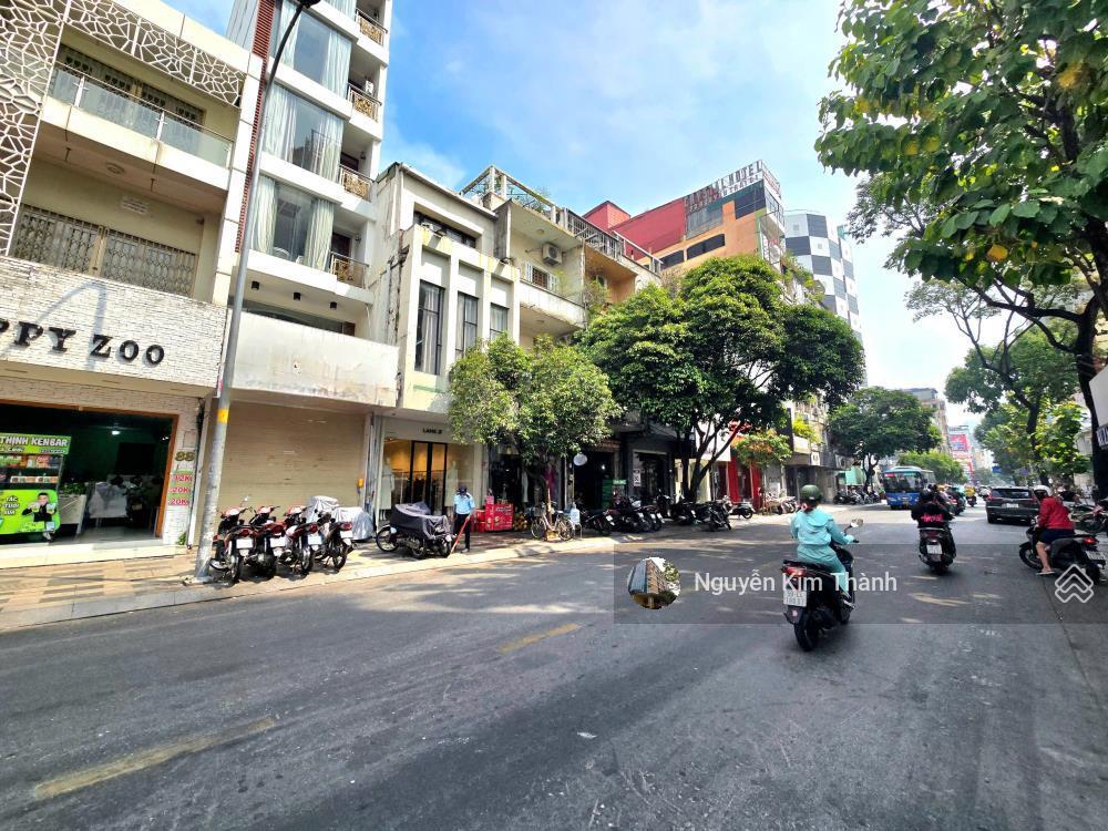 Bán nhà mặt tiền kinh doanh lê hồng phong q.10 (dt4.5x9) nhà 3 lầu, giá 13.2 tỷ