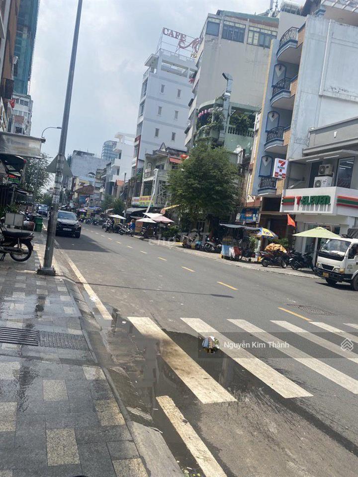 Bán nhà mặt tiền khu cư xá bắc hải, p. 15, q. 10, (dt 15x25m), khu villa 1 trệt 1 lầu