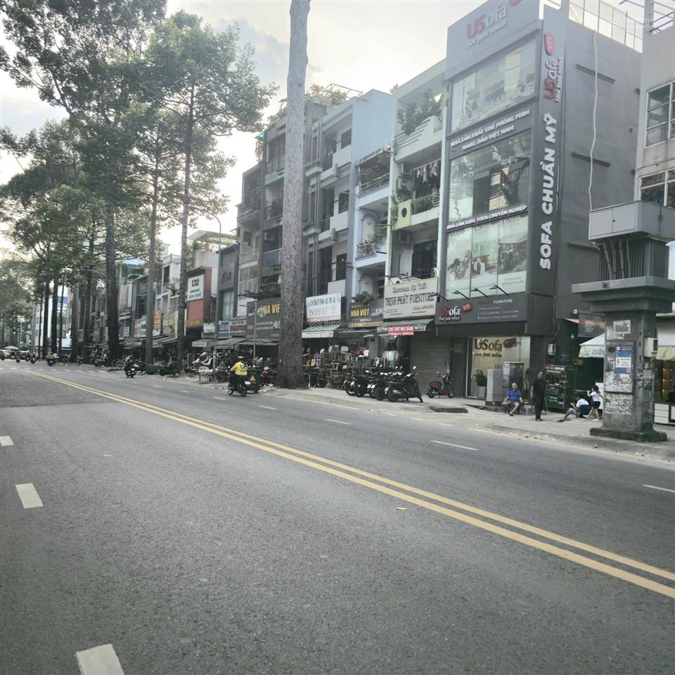 Bán nhà mặt tiền ngô gia tự, quận 5 (dt 6x12) vuông vức, giá 17.5 tỷ thương lượng