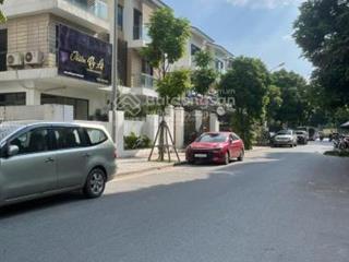Bán nhà hxh 8m âu cơ p.9, q. tân bình (dt 4x15) nhà 1 trệt 1 lửng 3 lầu, giá bán 9.5 tỷ tl