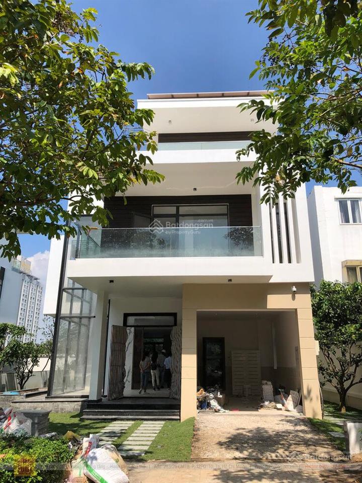 Bán gấp bt song lập lucasta khang điền 203m², 27.5tỷ có nội thất, 1 trệt 2 lầu, sổ hồng 0908 119 ***