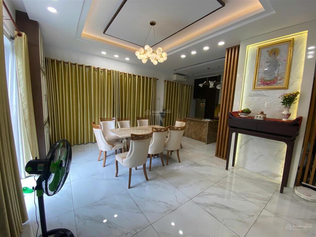 Cho thuê biệt thự 4pn, 5vs, 126m2, giá ưu đãi tại melosa garden, phú hữu, q9, hcm
