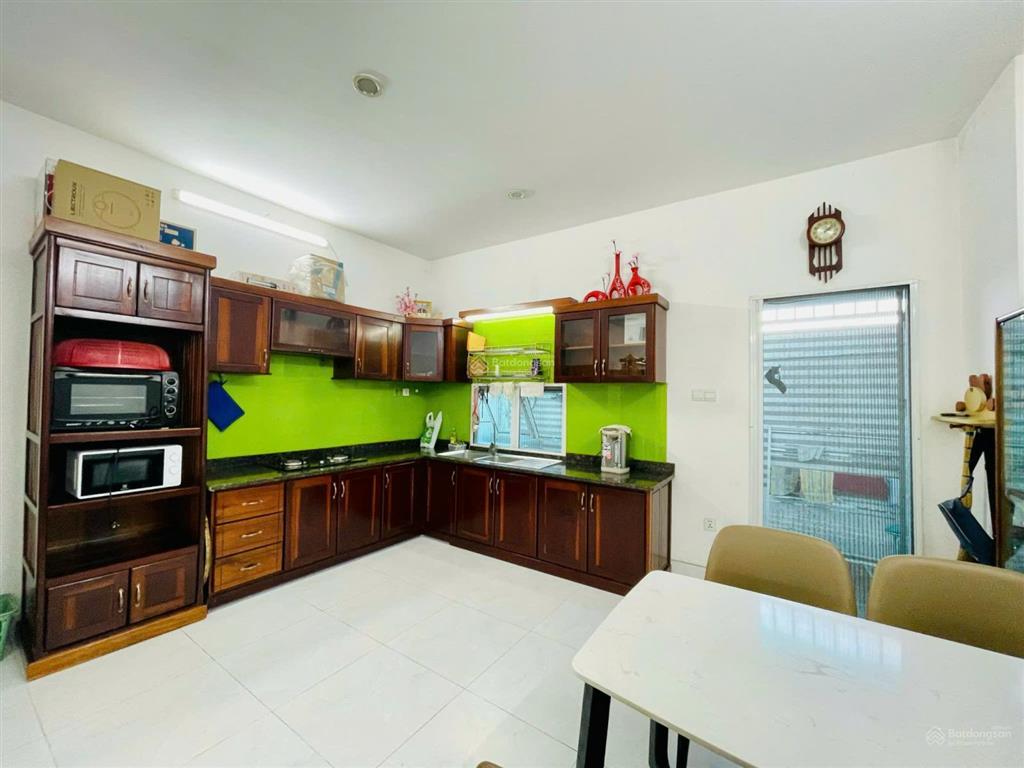 Cho thuê biệt thự 4pn, 5vs, 126m2, giá ưu đãi tại melosa garden, phú hữu, q9, hcm