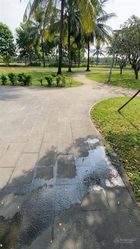 Bán gấp căn nhà 100m2, view công viên hồ cảnh quan, 1t 2l, sổ hồng, 11.5 tỷ, an ninh