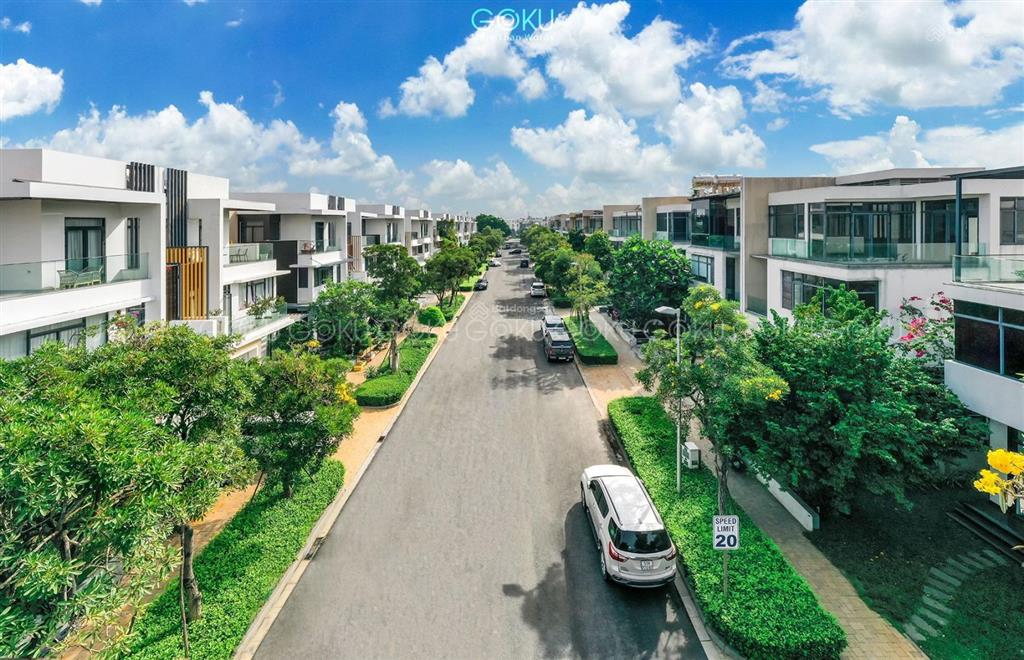 Lucasta villa biệt thự song lập 10x23m, đường 20m, đầy đủ nội thất, sổ hồng, an ninh 0901 471 ***