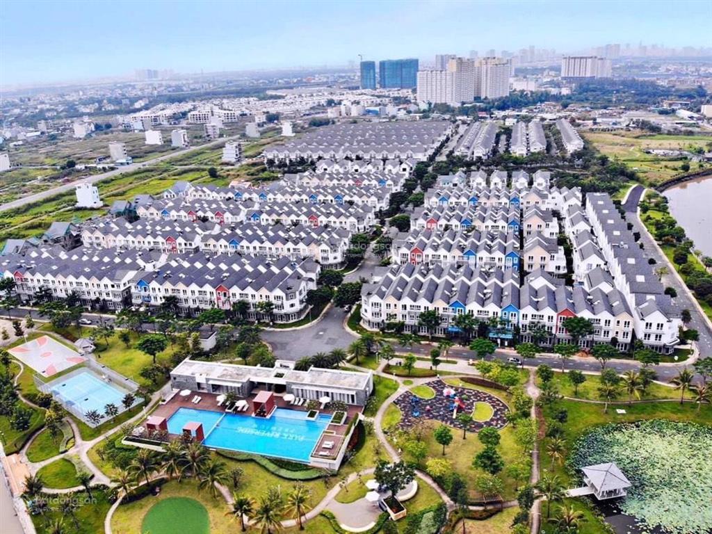 Nhà vườn giá tốt 110m², đầy đủ nội thất, sân vườn, sân để oto, sổ hồng